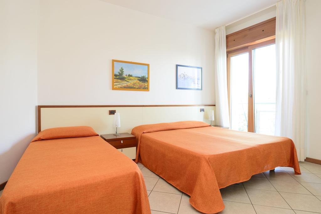 ליגננו סביאדורו Sunbeach Apartments מראה חיצוני תמונה